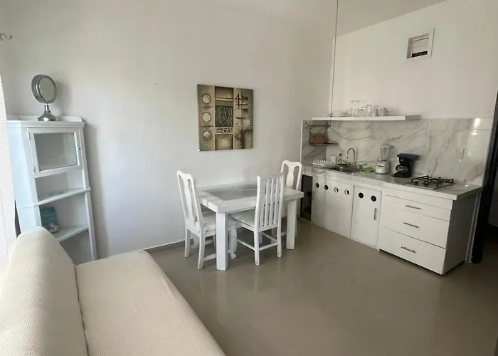 Apartment Exclusive Meters From The